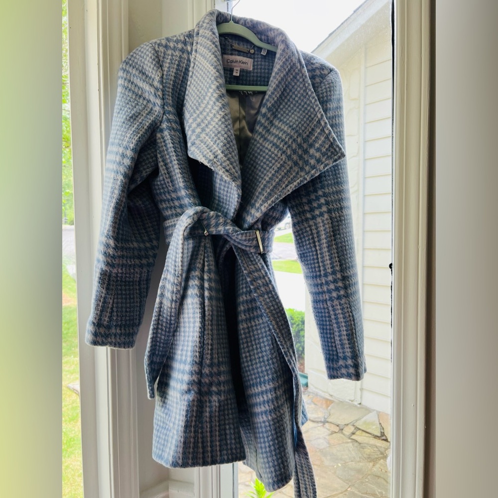 Calvin Klein Light Blue and White Tweed Patterned Wool Coat